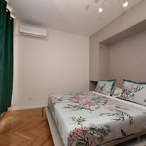  Apartment Royal Elegance