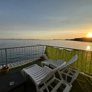 Kuk Apartman