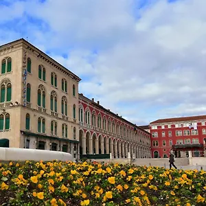 Hotell Bellevue, Split